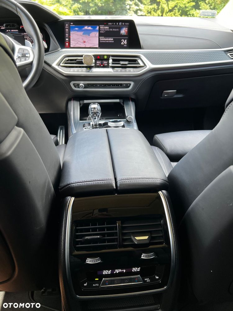 BMW X7 - 11
