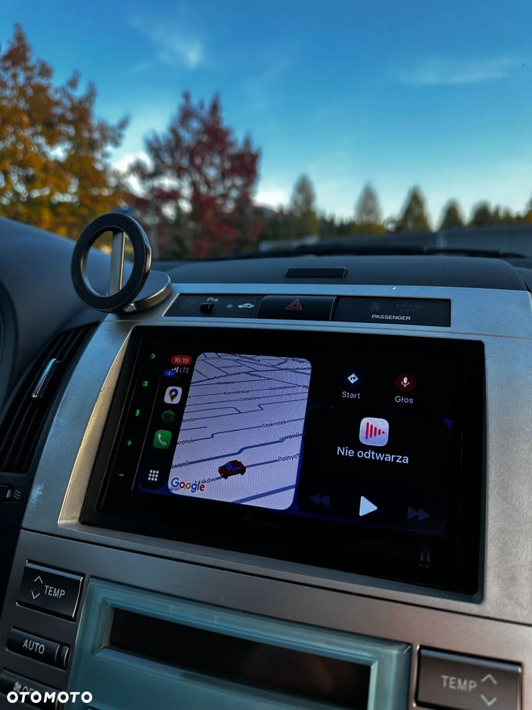 Toyota Corolla Verso 2.2 D-4D Prestige - 4