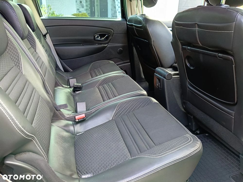 Renault Scenic Energy dCi 110 S&S Bose Edition - 11