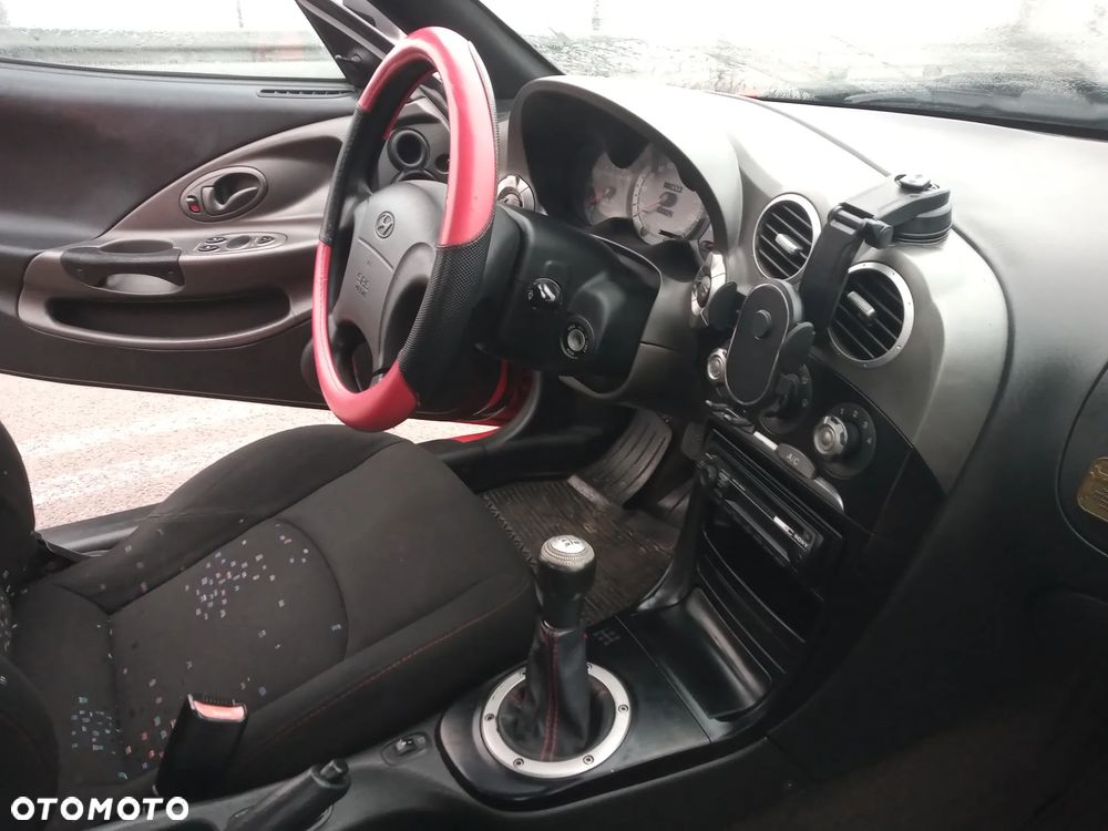 Hyundai Coupe - 8