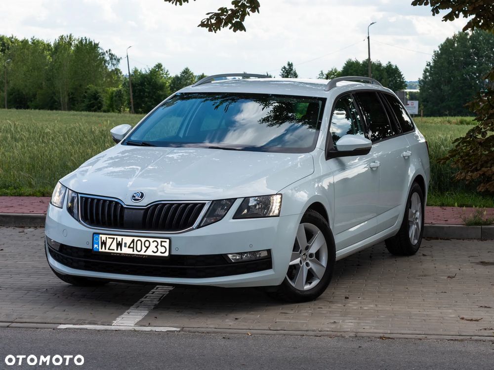 Skoda Octavia 2.0 TDI DSG Ambition - 2