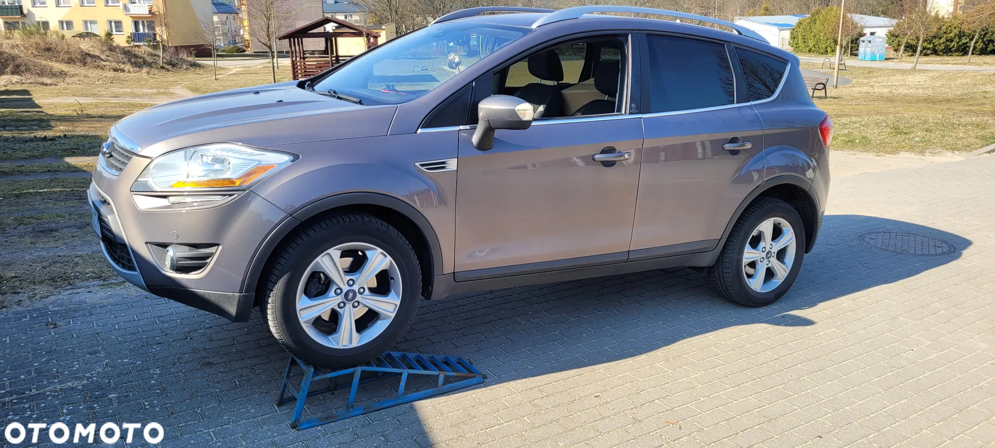 Ford Kuga - 26
