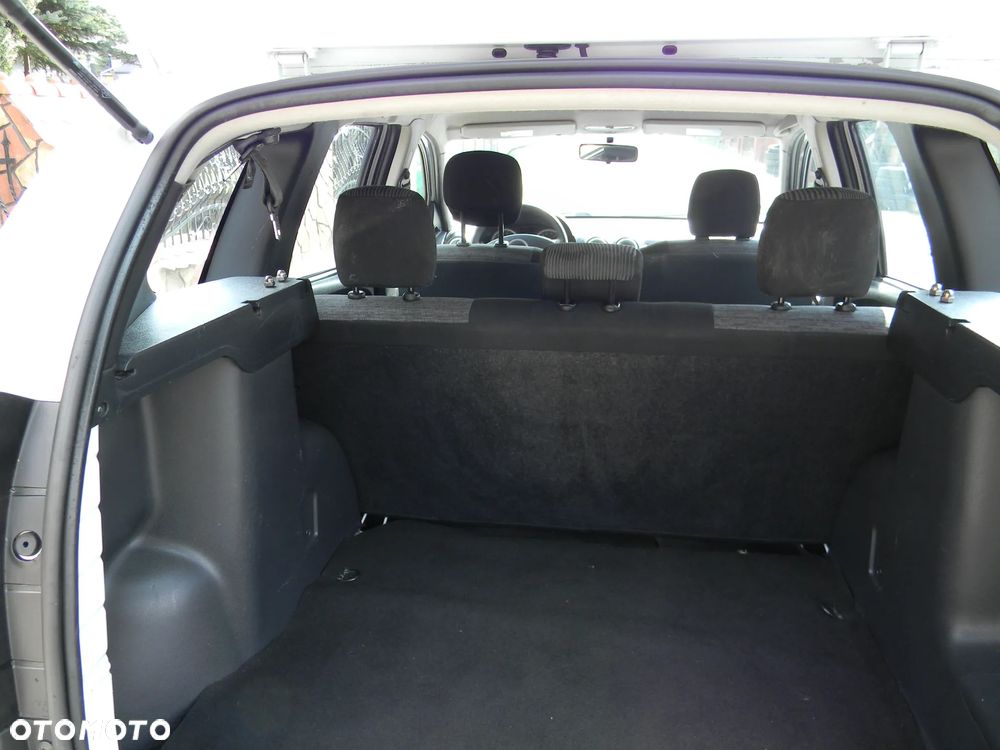 Dacia Duster 1.6 16V 4x2 Destination - 13