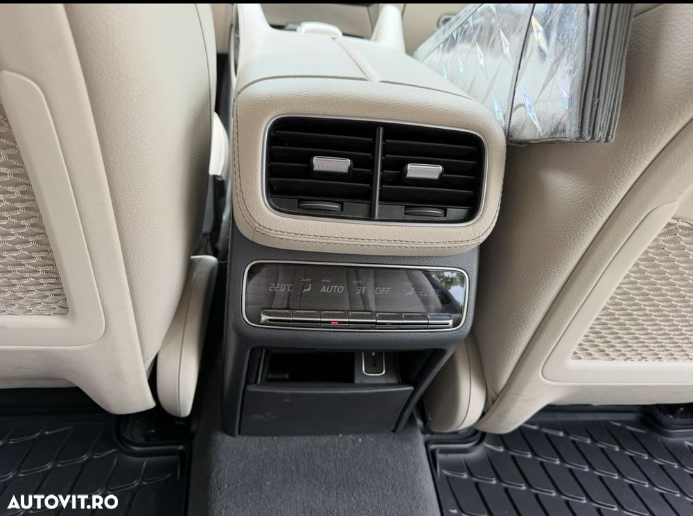 Mercedes-Benz GLE 300 d 4MATIC - 9
