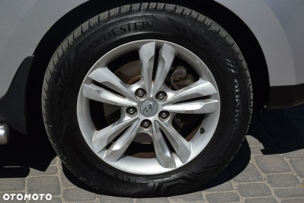 Hyundai ix35 1.6 2WD blue Style - 12