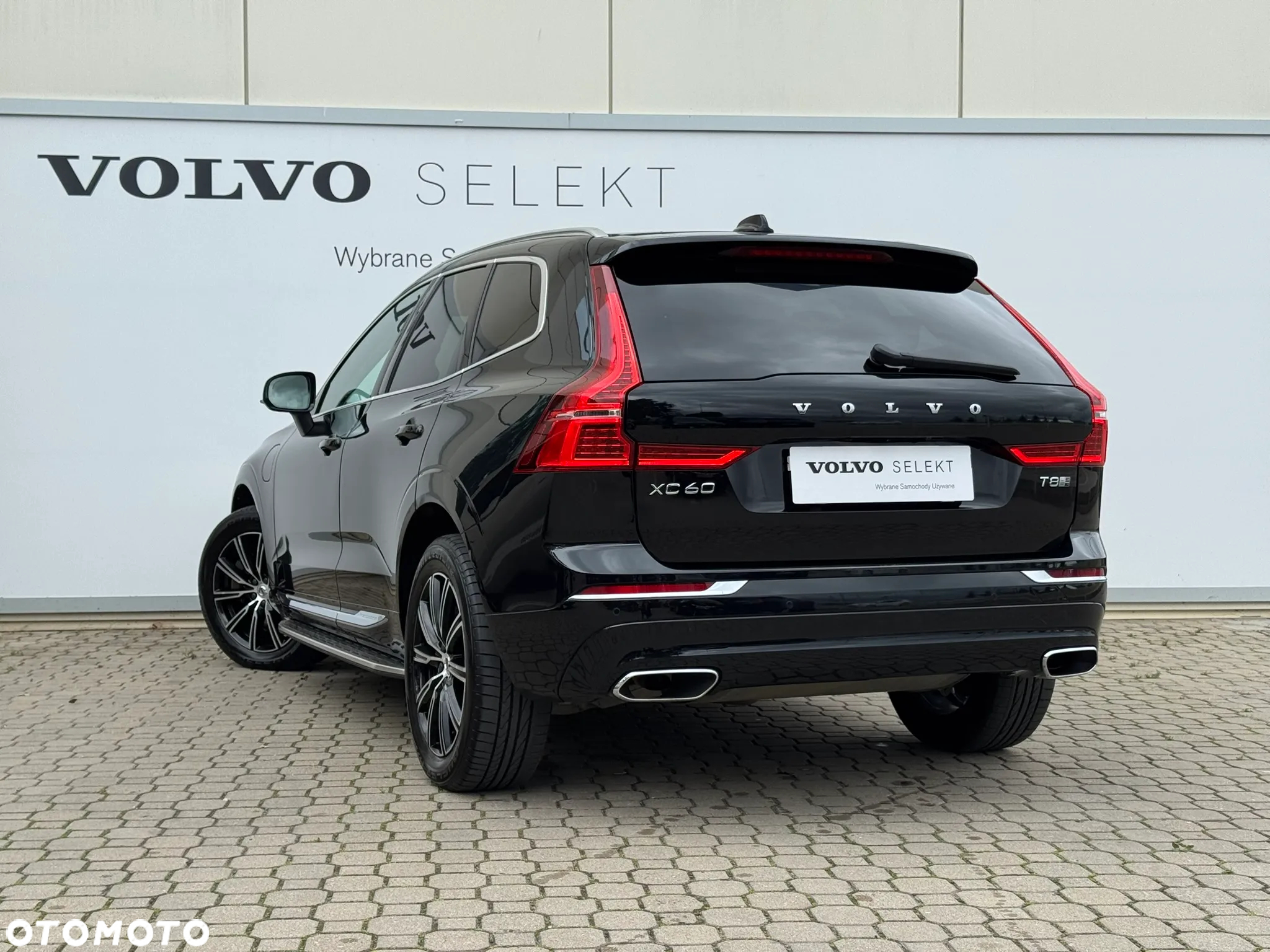 Volvo XC 60 T8 AWD Plug-In Hybrid Inscription - 3