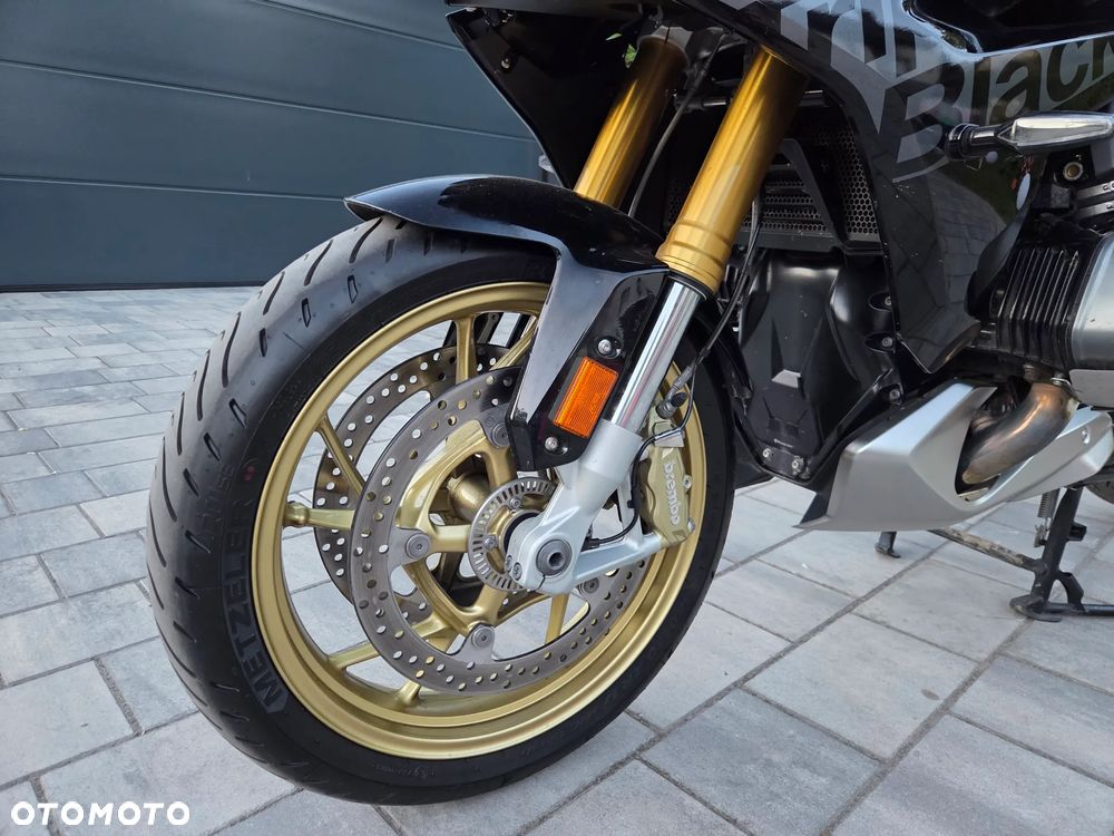 BMW R - 16