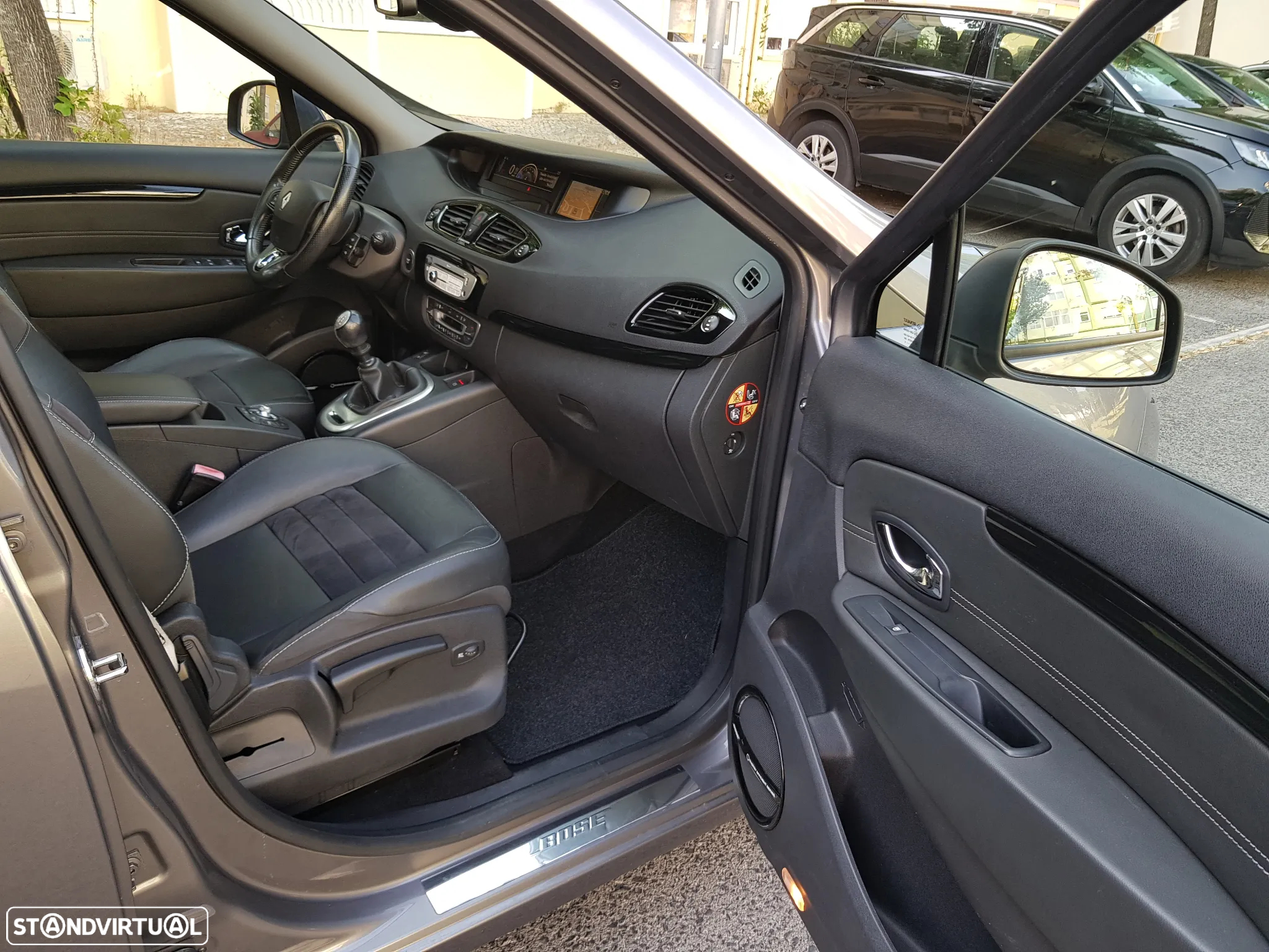 Renault Grand Scénic 1.6 dCi Bose Edition 7L - 35