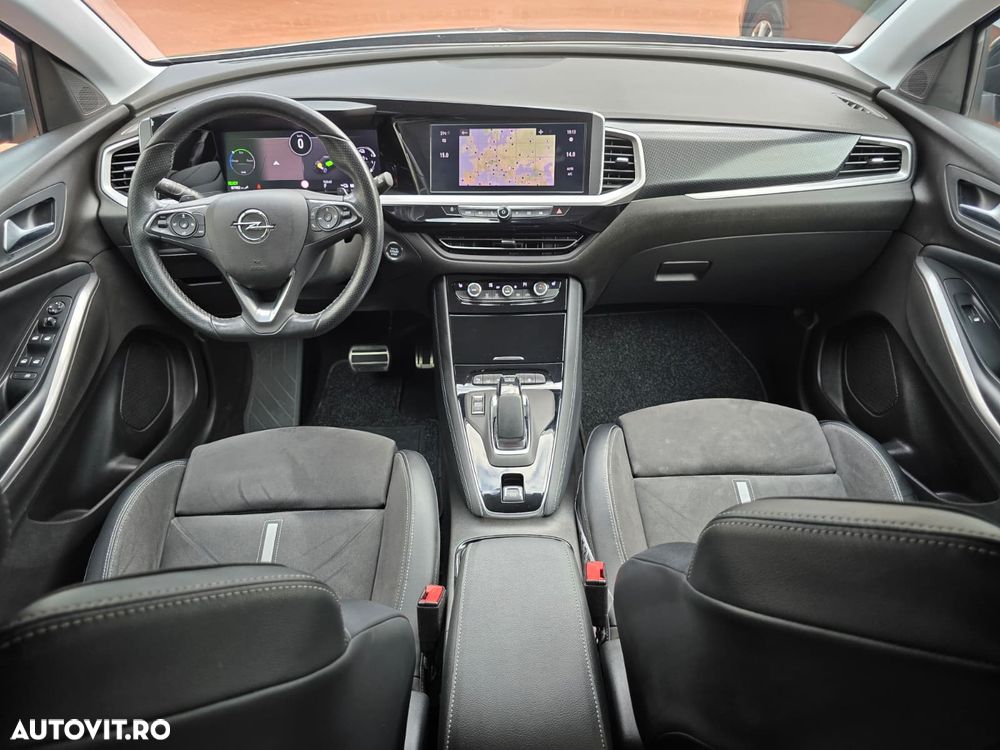 Opel Grandland X 1.6 Turbo START/STOP 4X4 Ultimate - 2