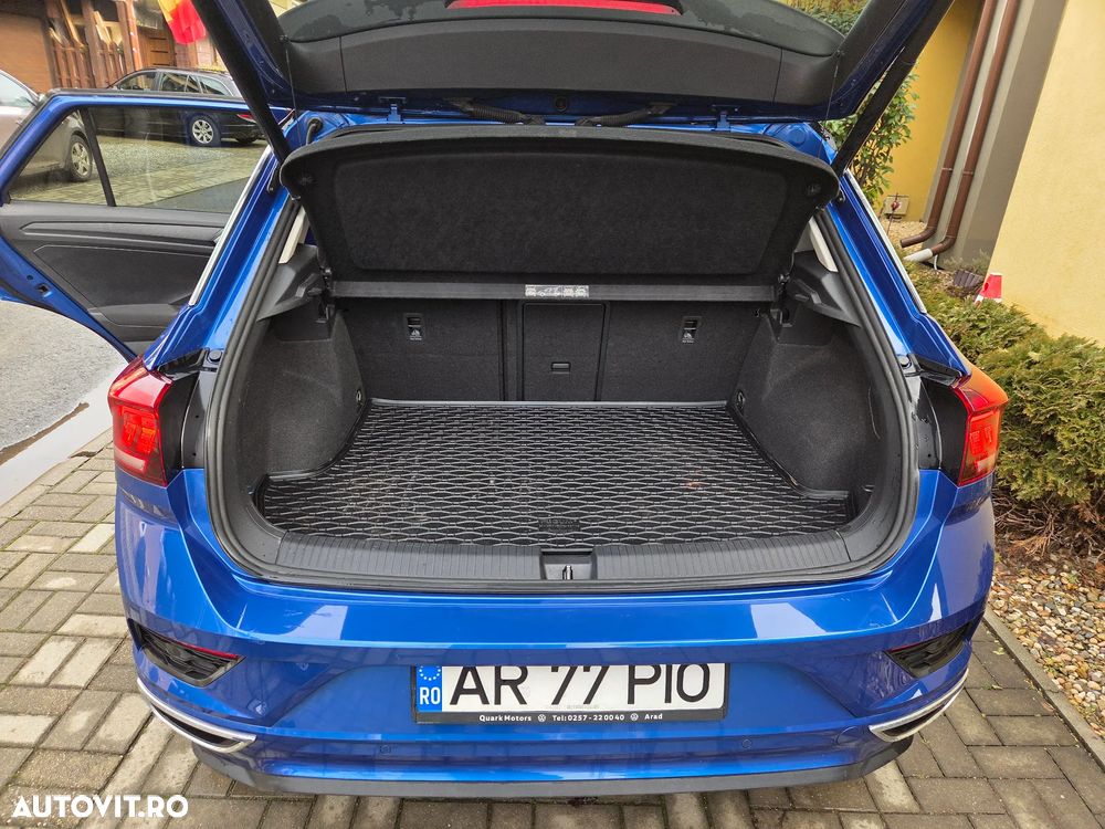 Volkswagen T-Roc - 12
