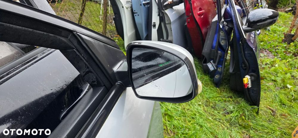 Lusterko prawe Ford Mondeo Mk4 58 - 2