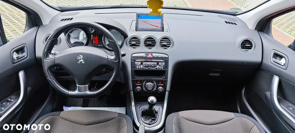 Peugeot 308 2.0 HDi Allure - 11