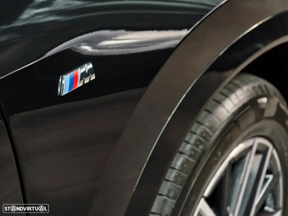 BMW iX1 xDrive30 Pack Desportivo M - 13