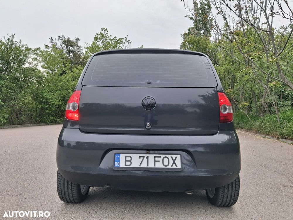 Volkswagen Fox - 4
