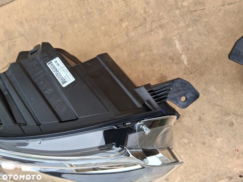 Komplet lamp Lewa Prawa CITROEN JUMPY  ZWYKŁA H7 Nowe 9808567780 - 3