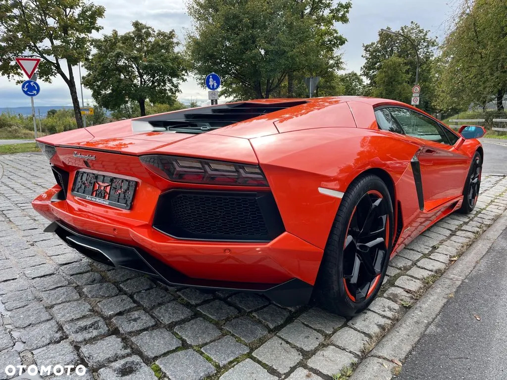 Lamborghini Aventador LP 700-4 - 2