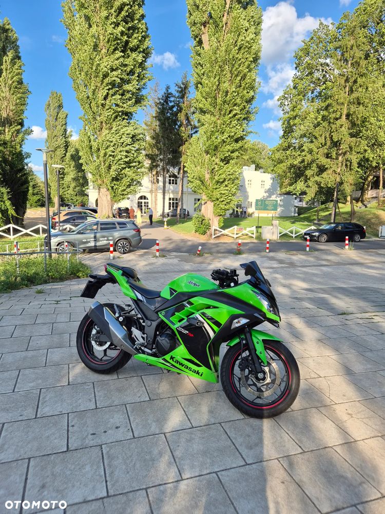 Kawasaki Ninja 300 ABS - 1