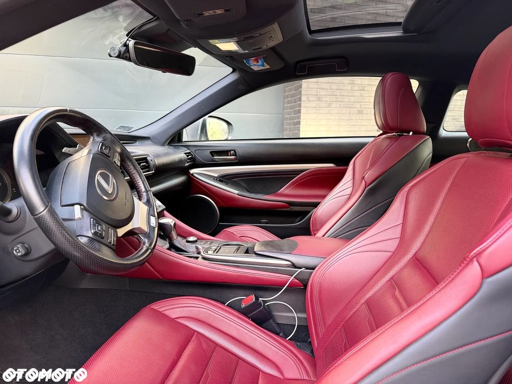 Lexus RC - 3