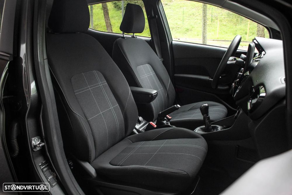 Ford Fiesta 1.1 Ti-VCT Titanium - 25