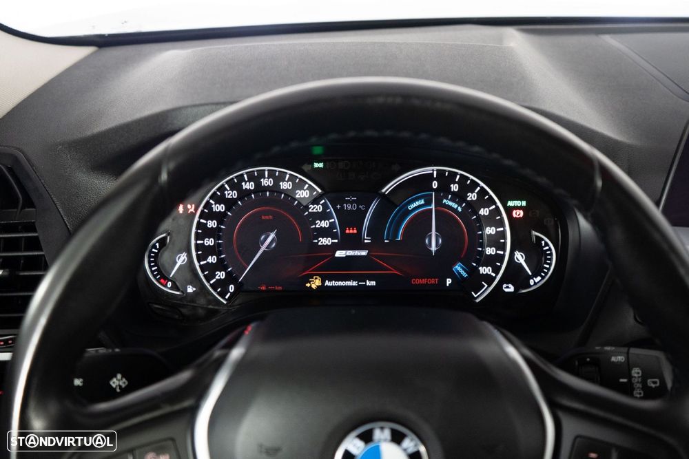BMW X3 30 e xDrive Line Luxury - 27