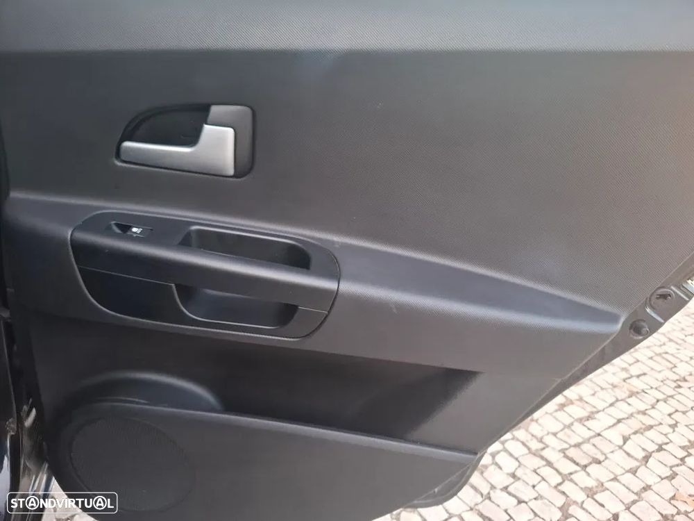 Kia Ceed 1.6 CRDi EX Eco - 31