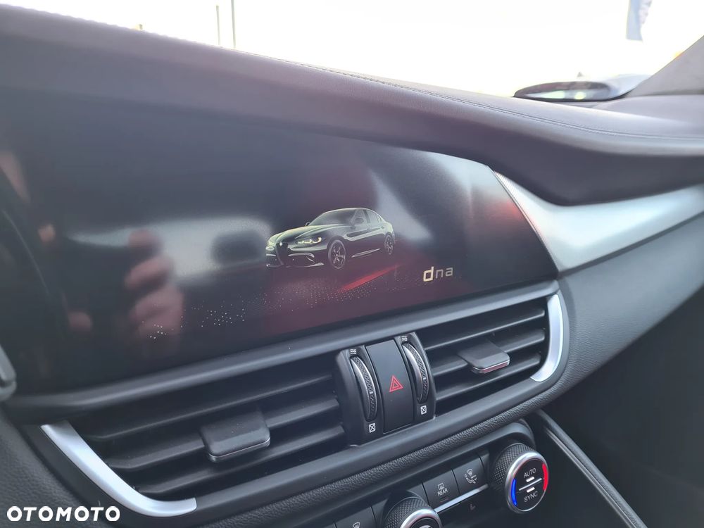 Alfa Romeo Giulia 2.0 Turbo Veloce Q4 - 39