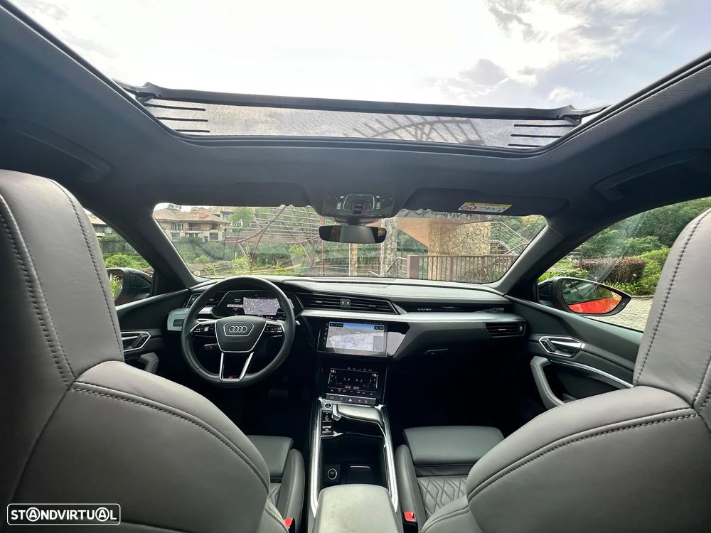 Audi e-tron 55 quattro S line - 28