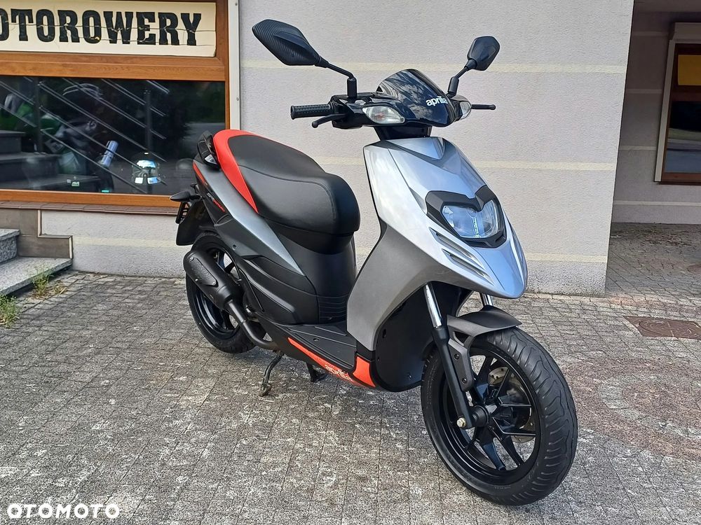 Aprilia SR - 2