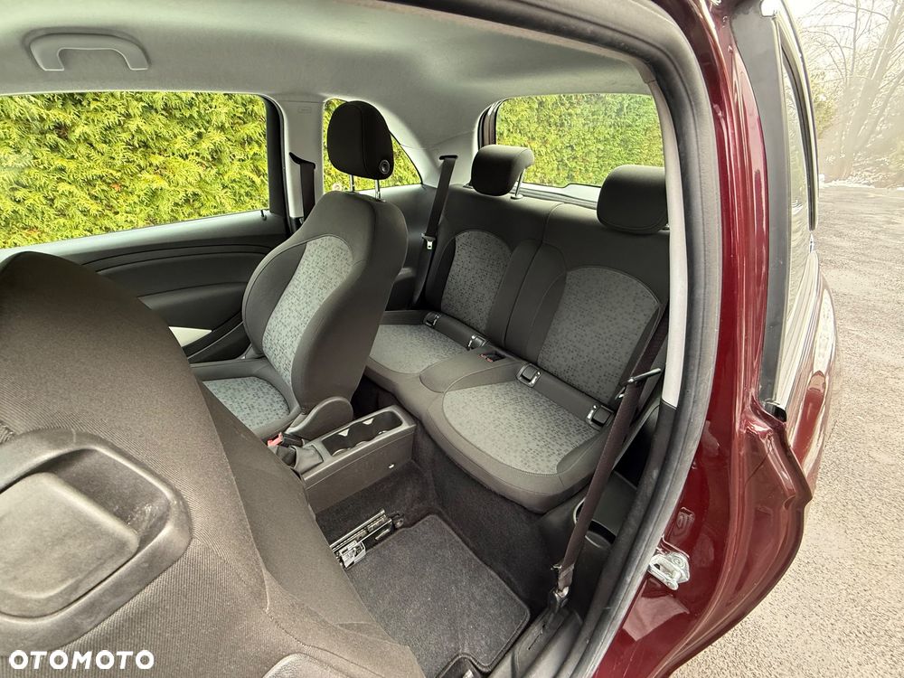 Opel Adam 1.2 White Link - 13