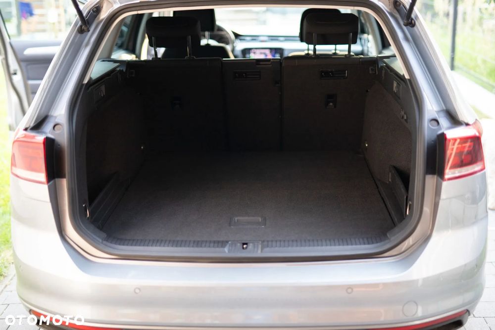 Volkswagen Passat 2.0 TDI EVO Business - 10