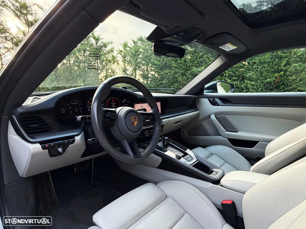 Porsche 911 (992) Carrera 4S PDK - 14
