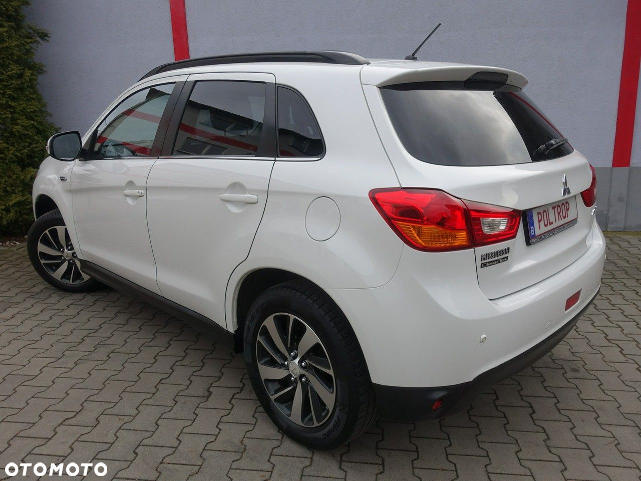 Mitsubishi ASX - 5