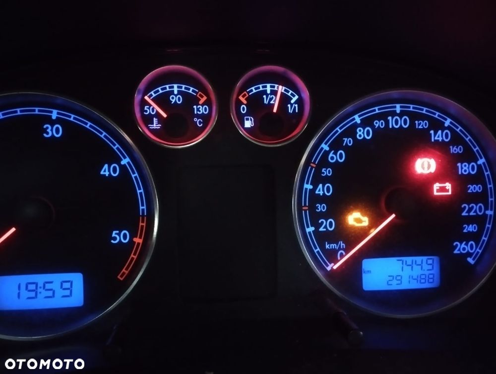 Volkswagen Passat 1.9 TDI Comfortline - 12