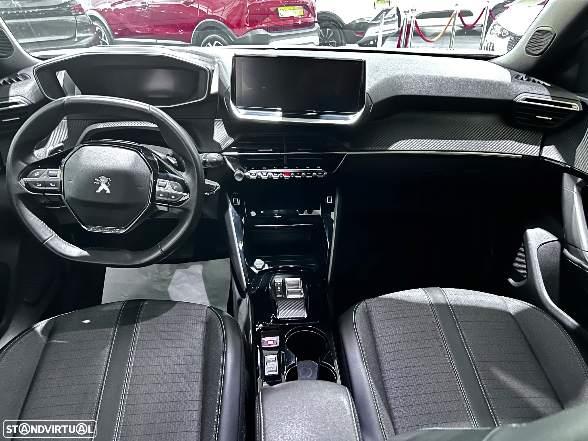 Peugeot 2008 1.2 PureTech Allure Pack EAT8 - 6