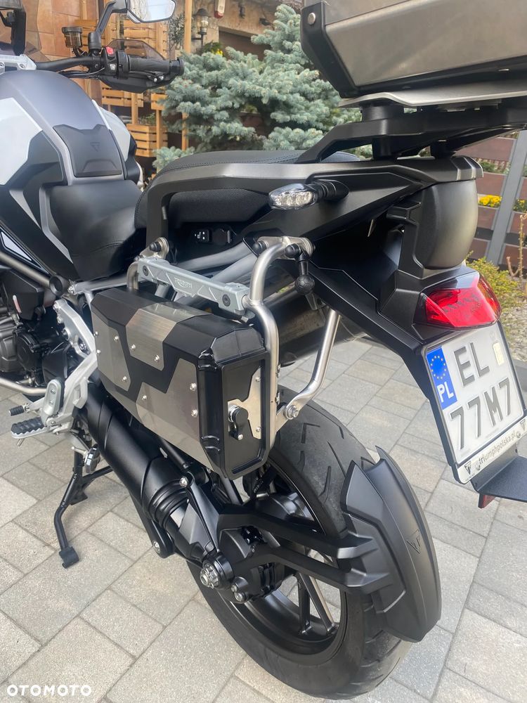 Triumph Tiger - 4