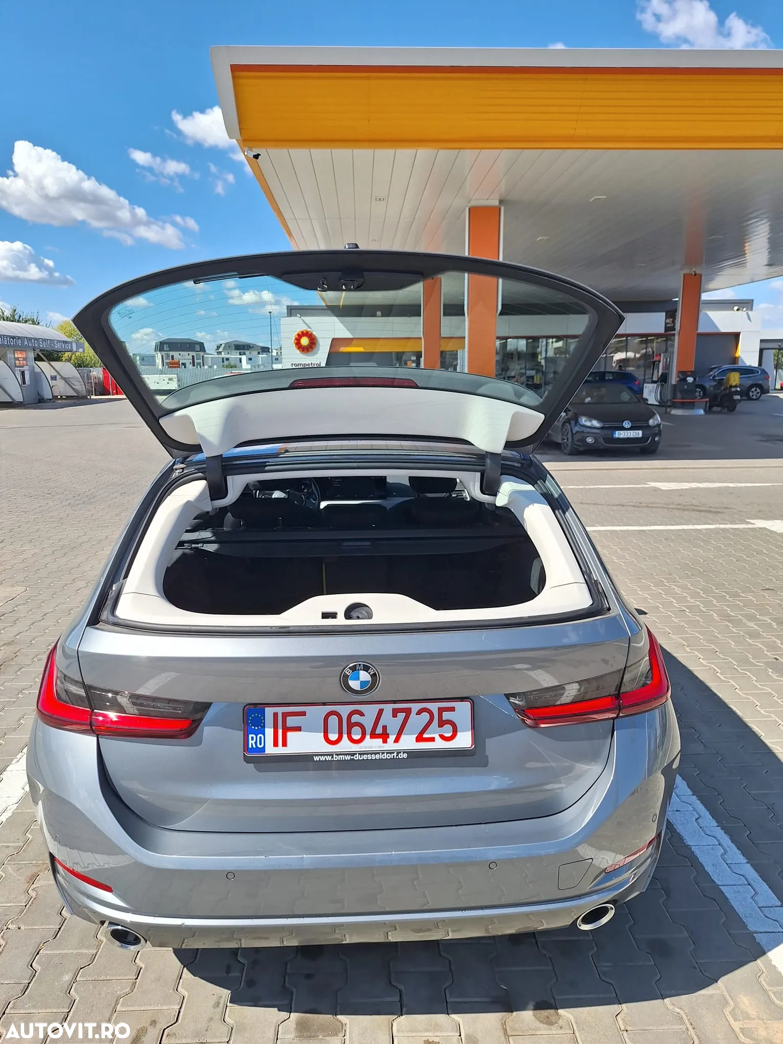BMW Seria 3 320d xDrive AT MHEV - 13