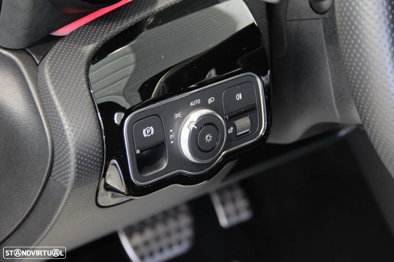 Mercedes-Benz A 180 d AMG Line Aut. - 16