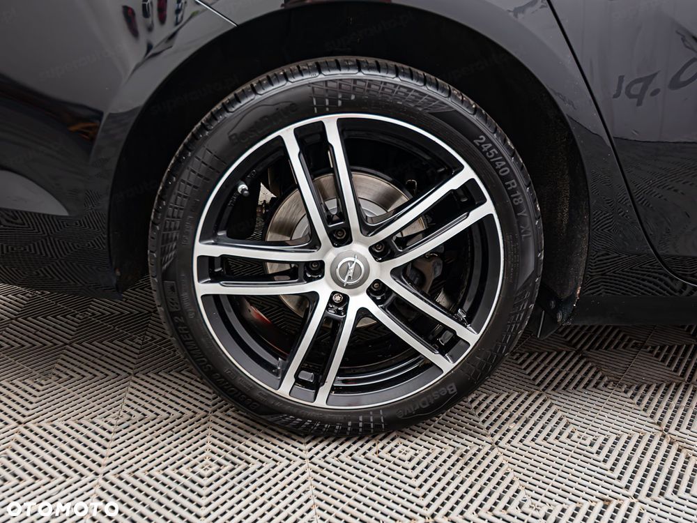 Opel Insignia - 29
