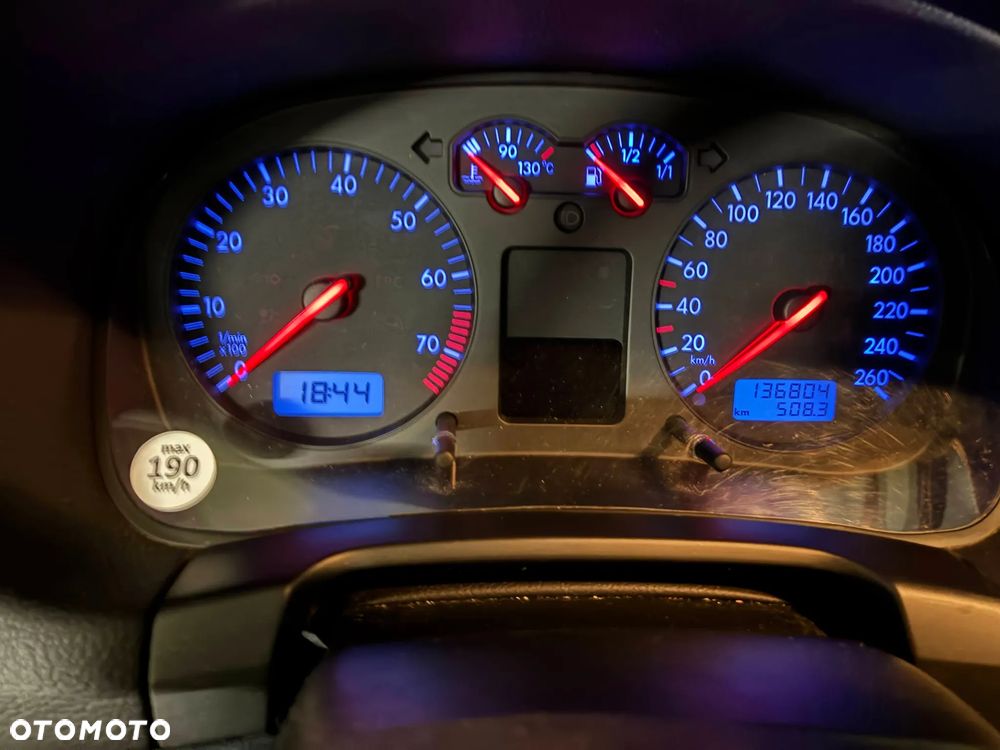 Volkswagen Golf 1.6 Trendline - 6