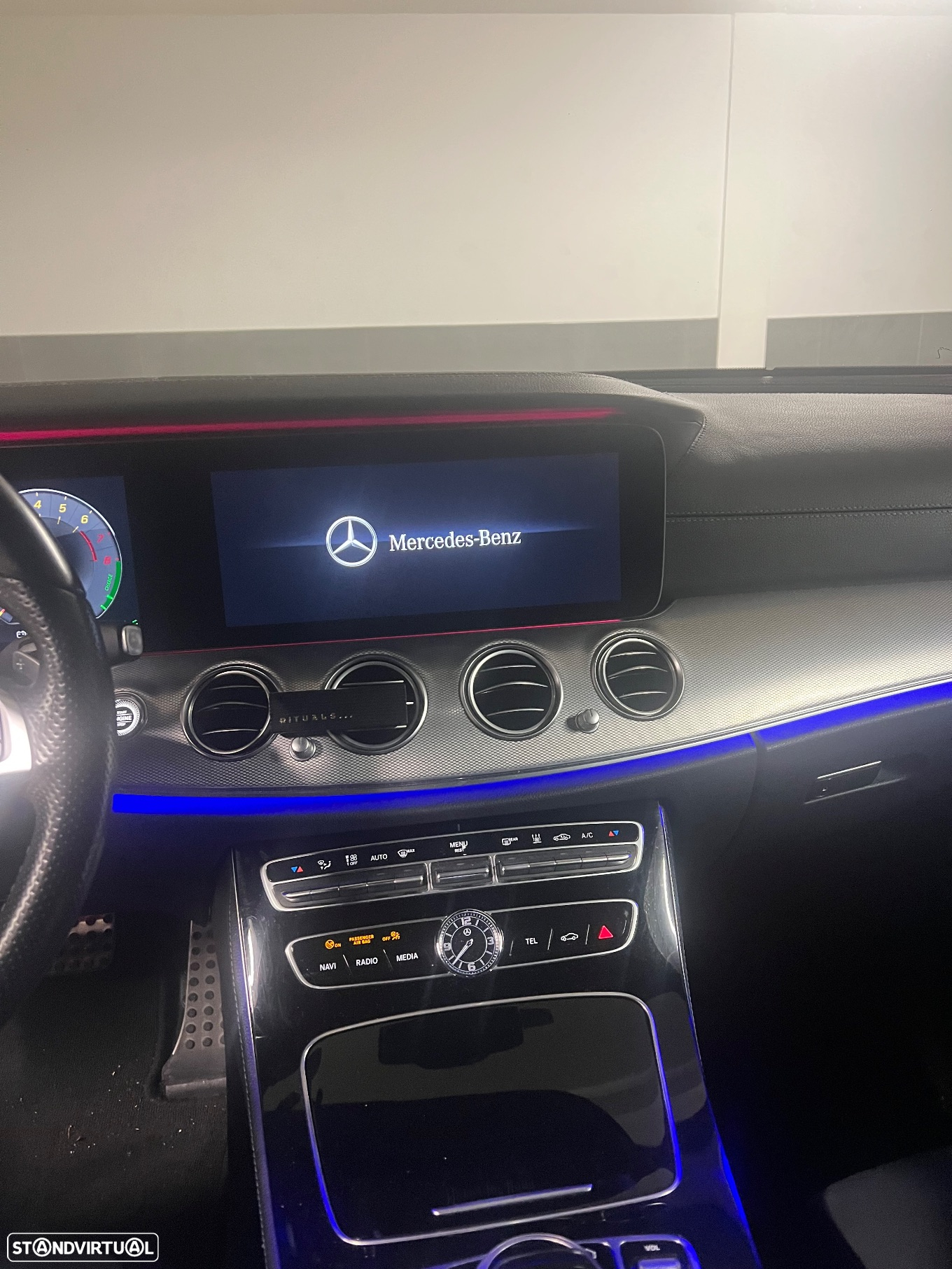 Mercedes-Benz E 350 e AMG - 7