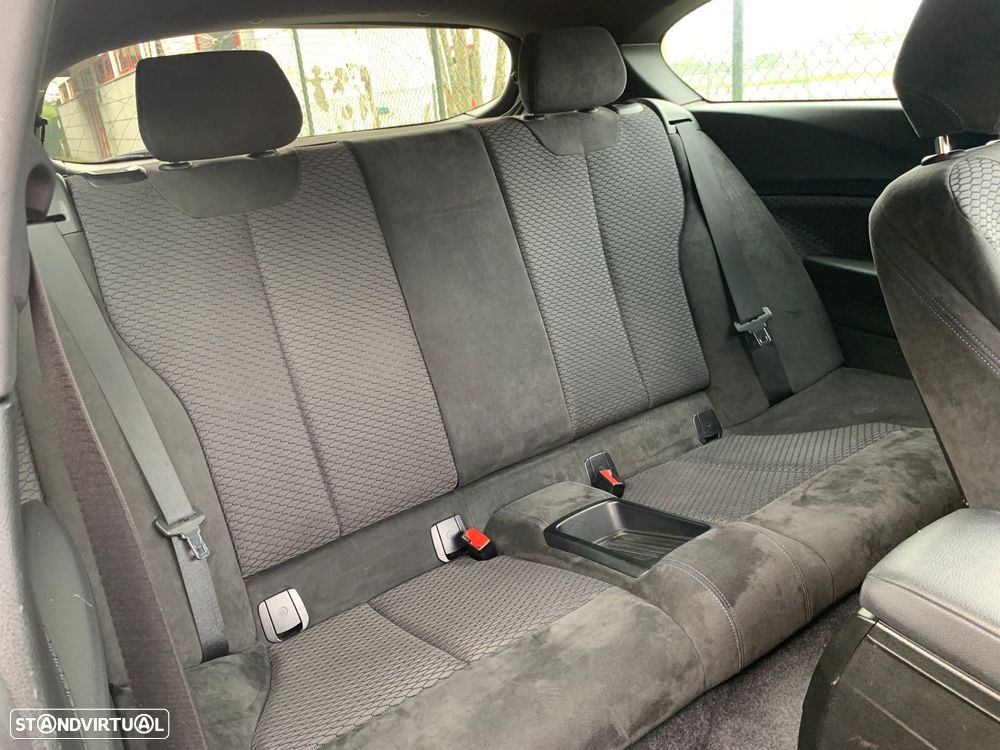 BMW 120 d Pack M - 14