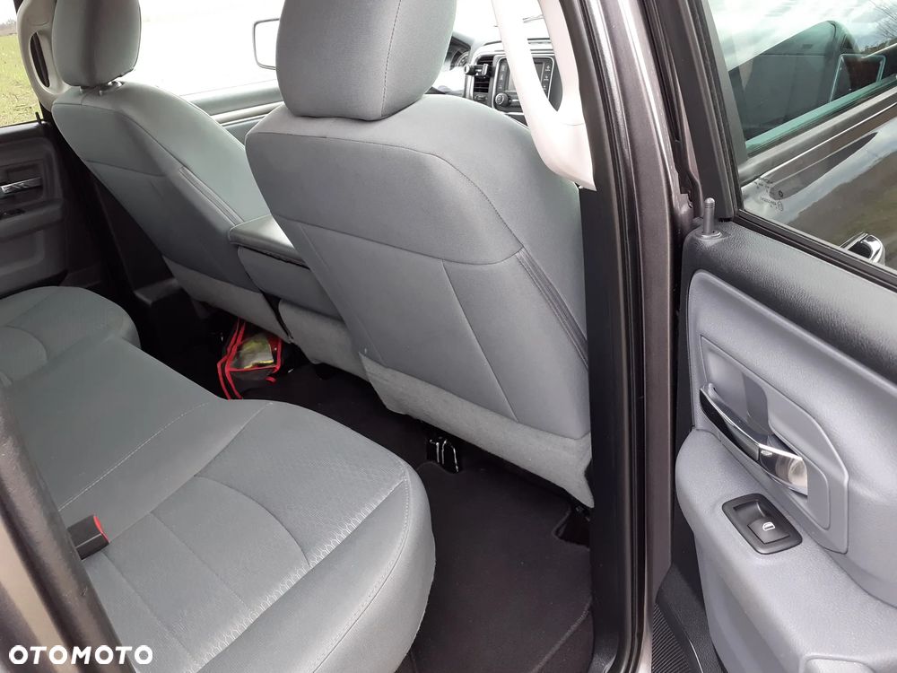 Dodge RAM 1500 5.7 4x4 - 17