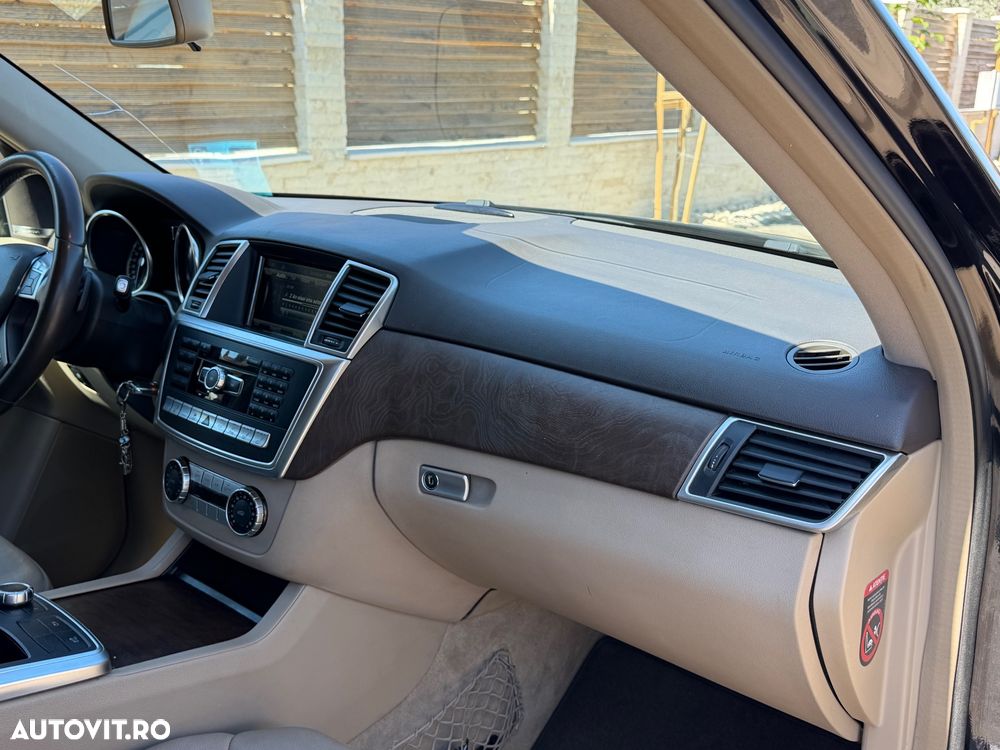 Mercedes-Benz ML - 16