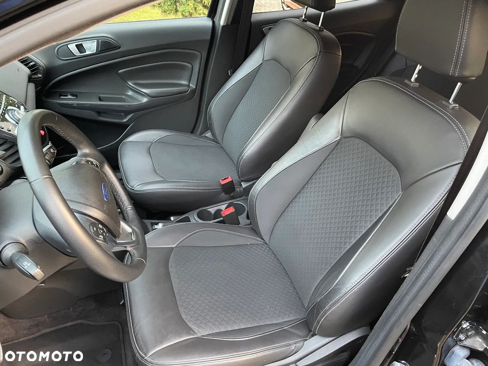Ford EcoSport 1.0 EcoBoost TITANIUM - 17