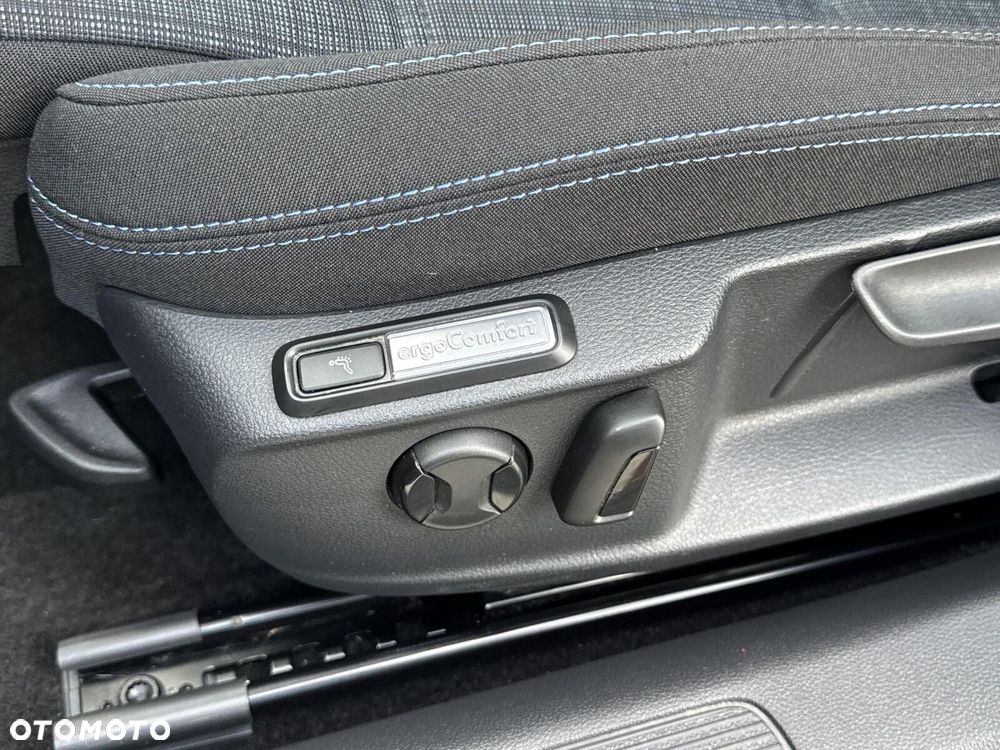 Volkswagen Passat 1.4 TSI Plug-In Hybrid GTE DSG - 14