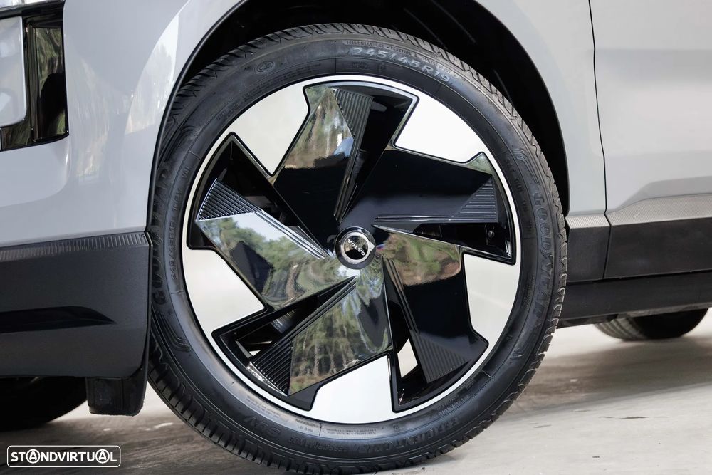 Volvo EX30 69 kWh Single Motor Extended Range Plus - 7