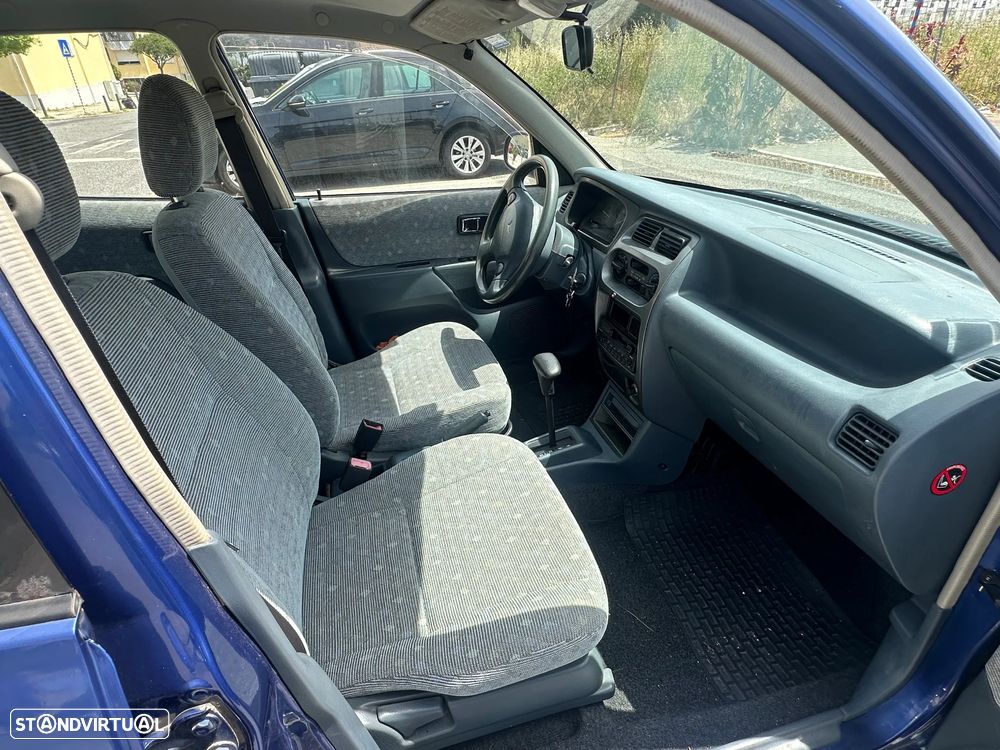 Daihatsu Sirion - 17