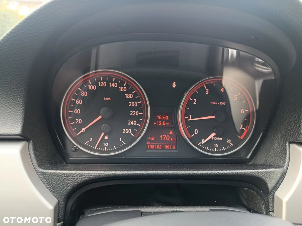 BMW Seria 3 325i - 19