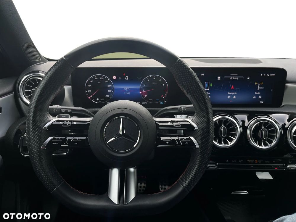 Mercedes-Benz Klasa A 180 AMG Line 7G-DCT - 14