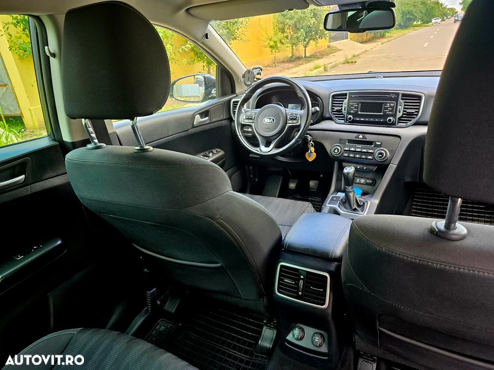 Kia Sportage 1.6 GDI 6MT 4x2 Classic - 17
